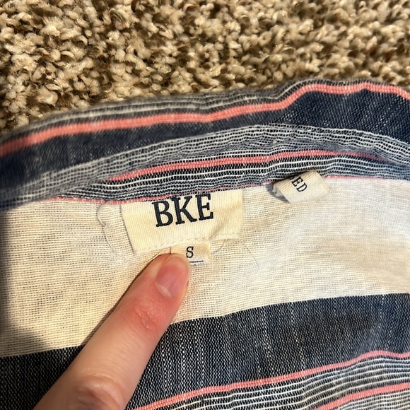 BKE Striped Button Down - Picture 2 of 4